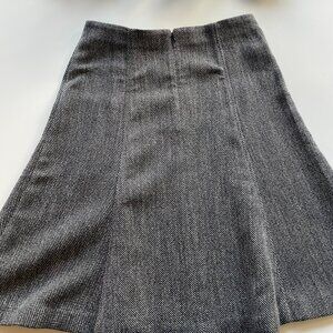 Ann Taylor Grey Pebbled Work Skirt - Size 8